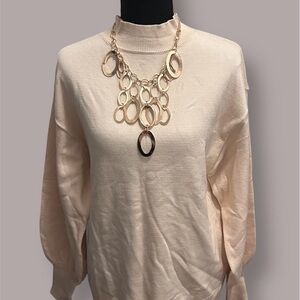 NWT Weaczzy Cream Mock Neck Turtleneck Sweater Size M